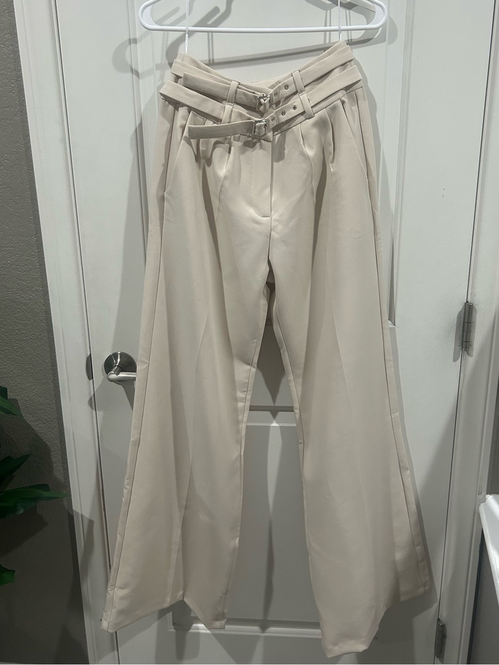 Amanda Uprichard Cream Wide-Leg High-Rise Pants with Belt